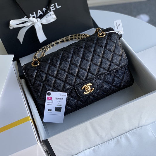 MEDIUM FLAP BAG 25CM BLACK CAVIAR GOLD HARDWARE