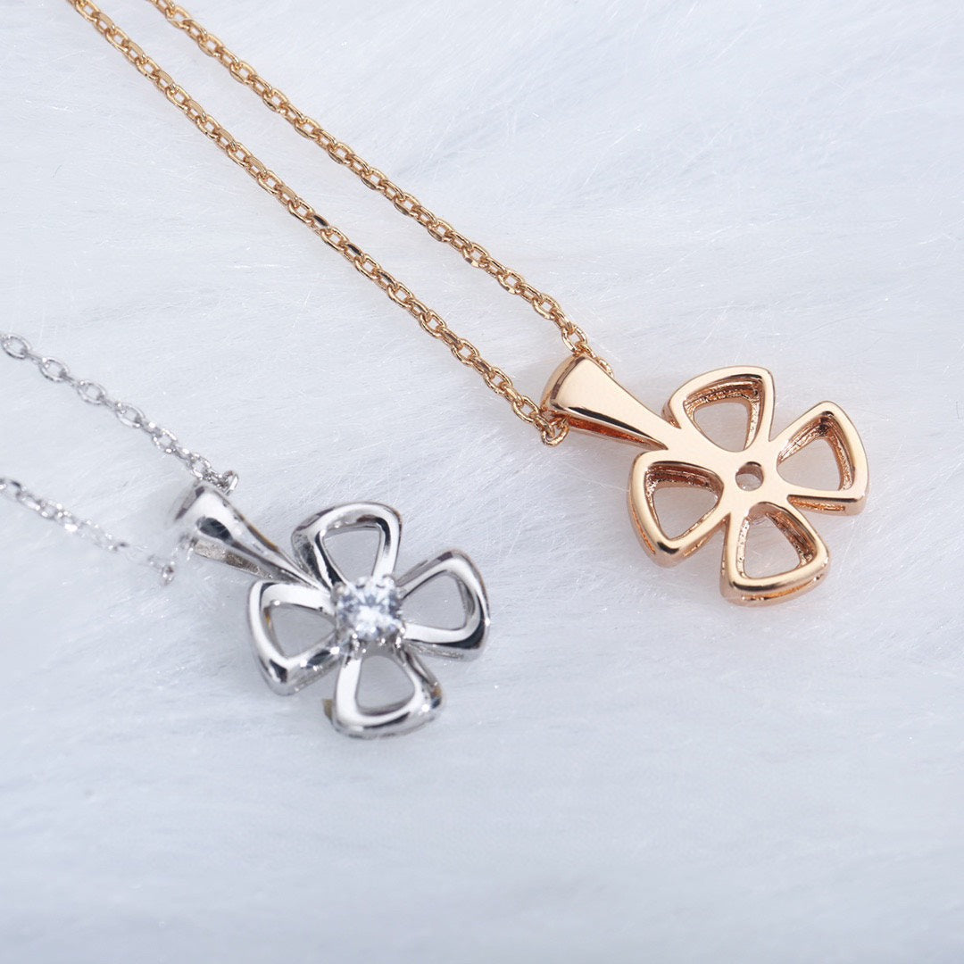 [GALE]FIOREVER NECKLACE DIAMOND CENTER