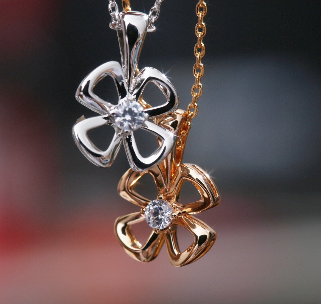 [GALE]FIOREVER NECKLACE DIAMOND CENTER
